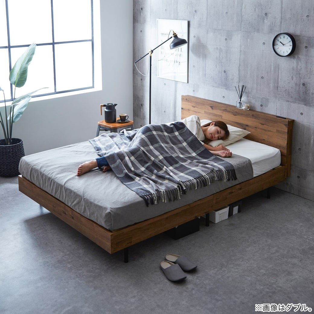 驚きの値段で ベッド クイーン フレームのみ クイーンベッド すのこ 木製 ライト付き シンプル