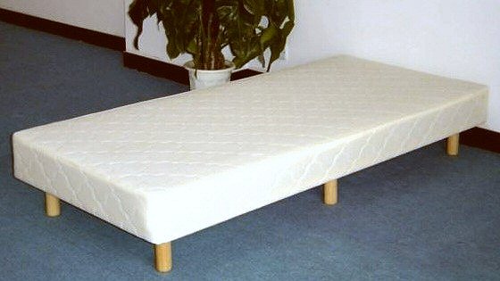 一人暮らし向き 脚付きマットレスベッド セミシングル 省スペースシンプル