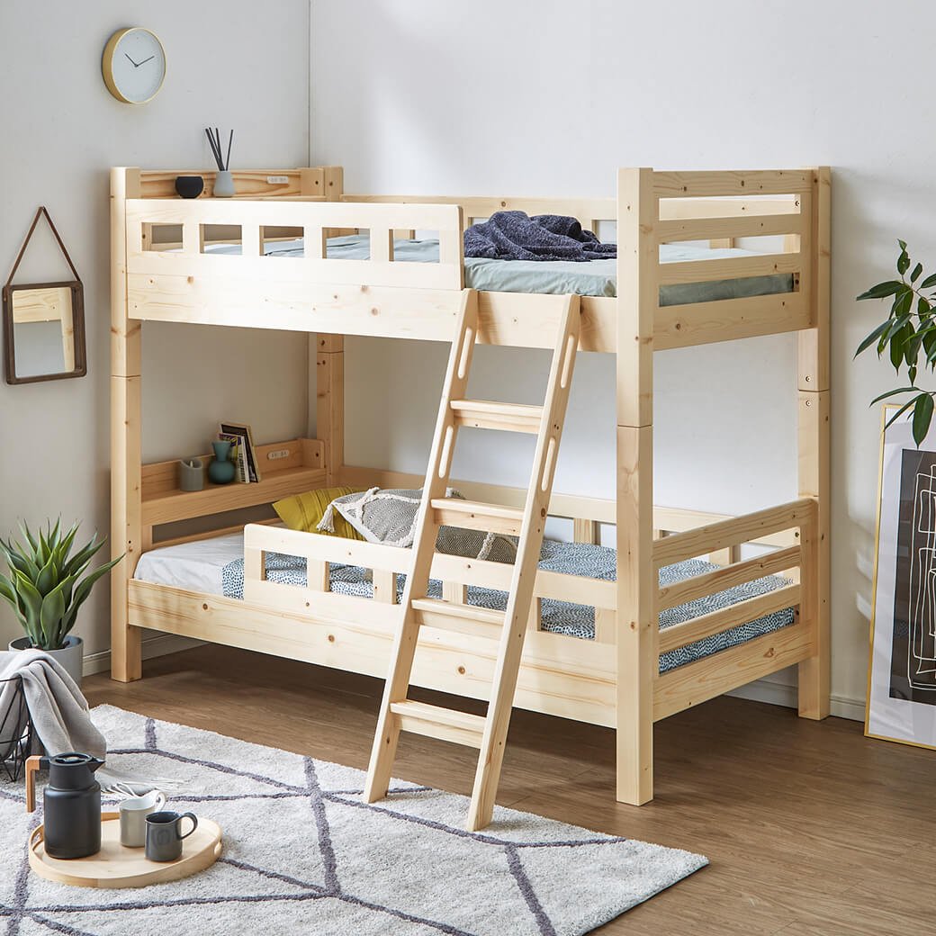 ショートサイズの木製すのこ二段ベッド「Kati」