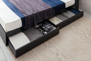 収納付きベッドには何入れる？メリットとデメリットを解説